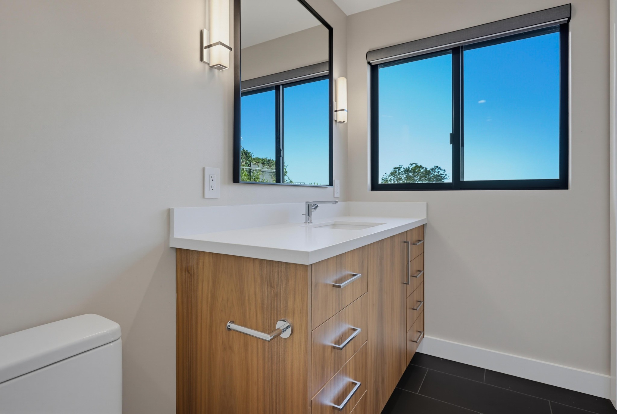 Virtual tour photo 43 of 80 for 25251 Via Piedra Blanca