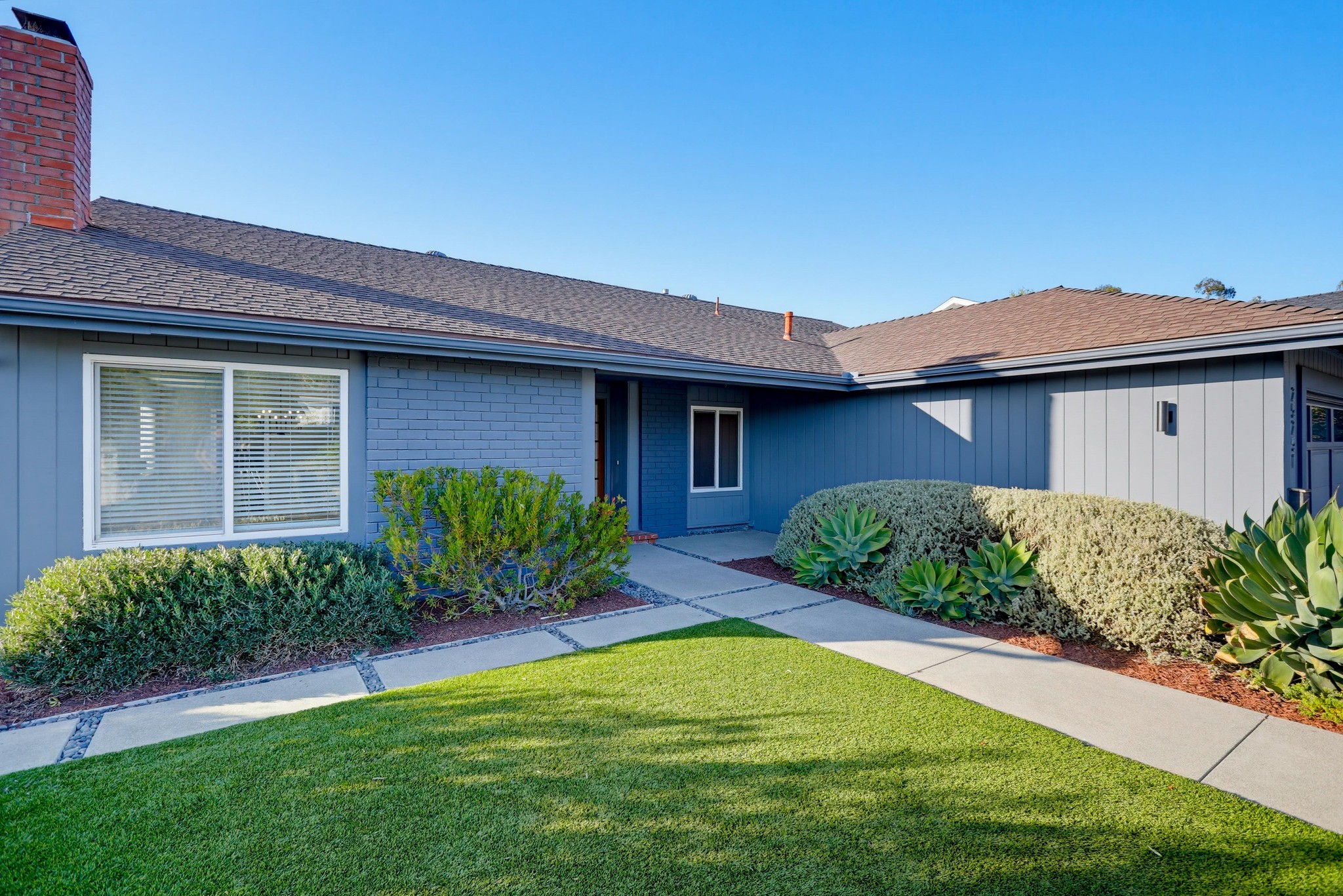 Virtual tour photo 8 of 80 for 25251 Via Piedra Blanca