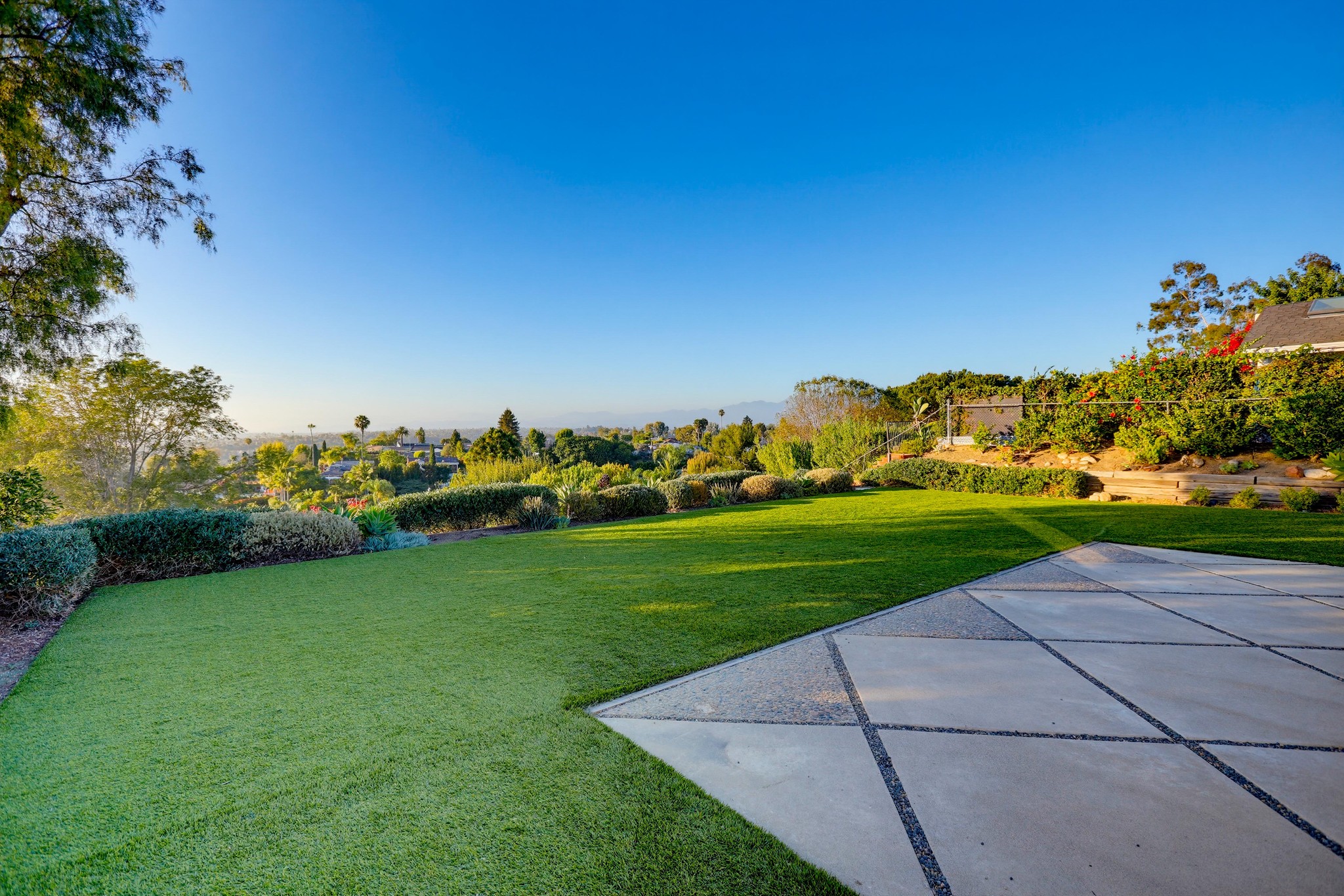 Virtual tour photo 60 of 80 for 25251 Via Piedra Blanca