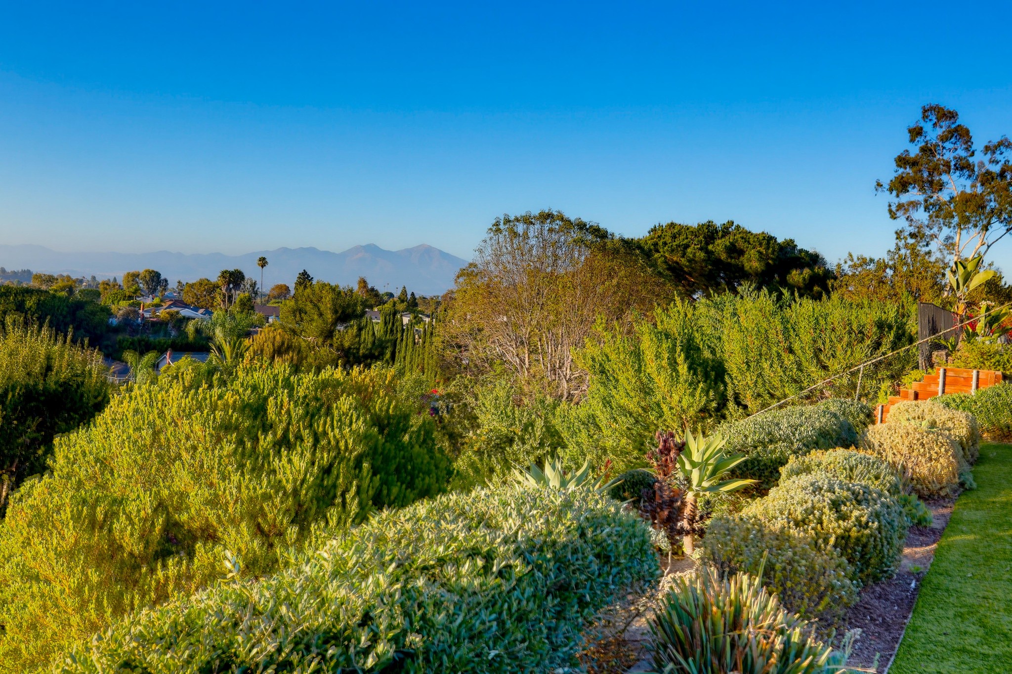Virtual tour photo 65 of 80 for 25251 Via Piedra Blanca