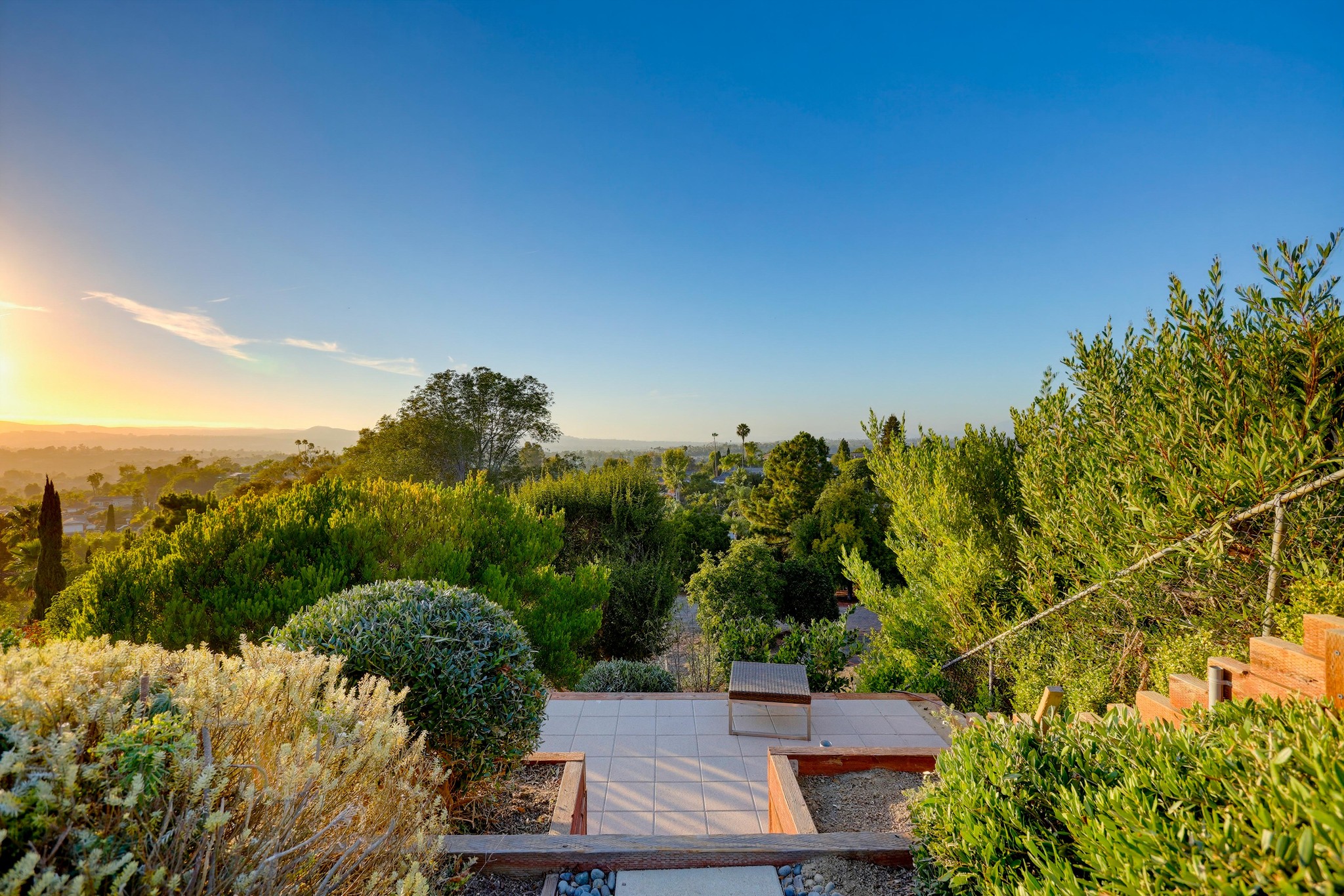 Virtual tour photo 67 of 80 for 25251 Via Piedra Blanca