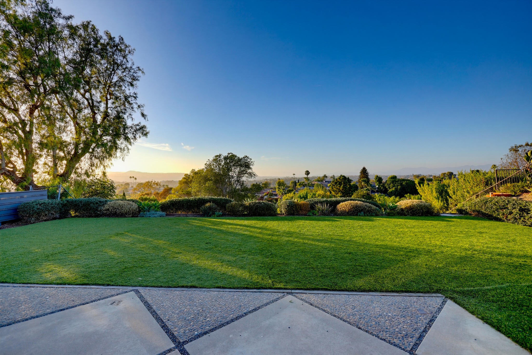 Virtual tour photo 61 of 80 for 25251 Via Piedra Blanca