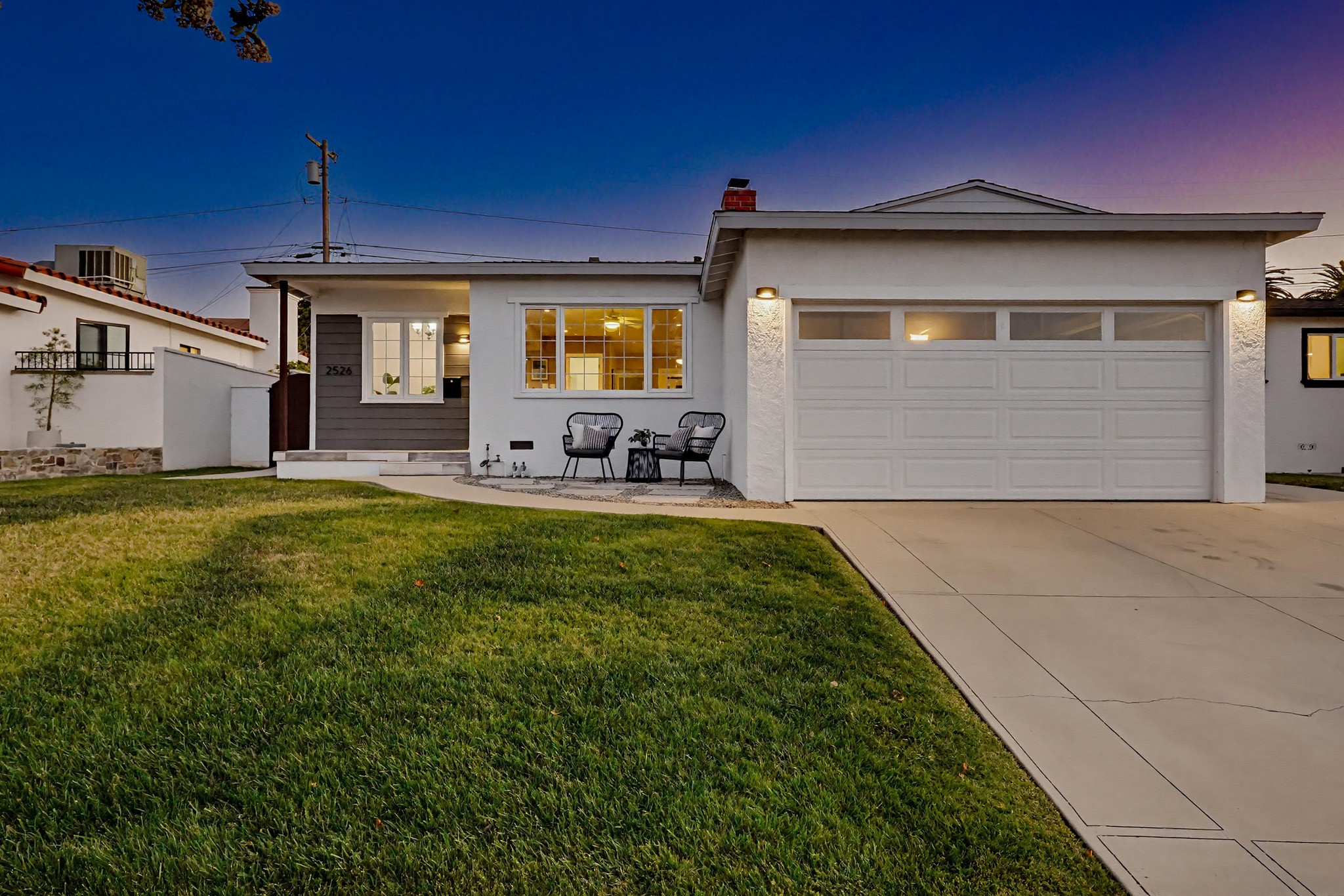 Virtual tour photo 3 of 94 for 2526 Highcliff Dr