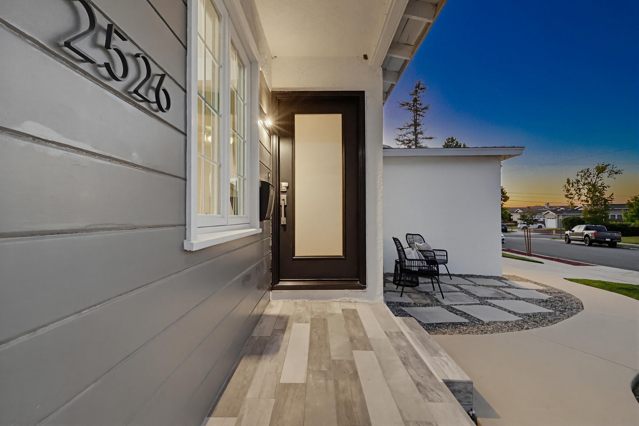 Virtual tour photo 6 of 94 for 2526 Highcliff Dr