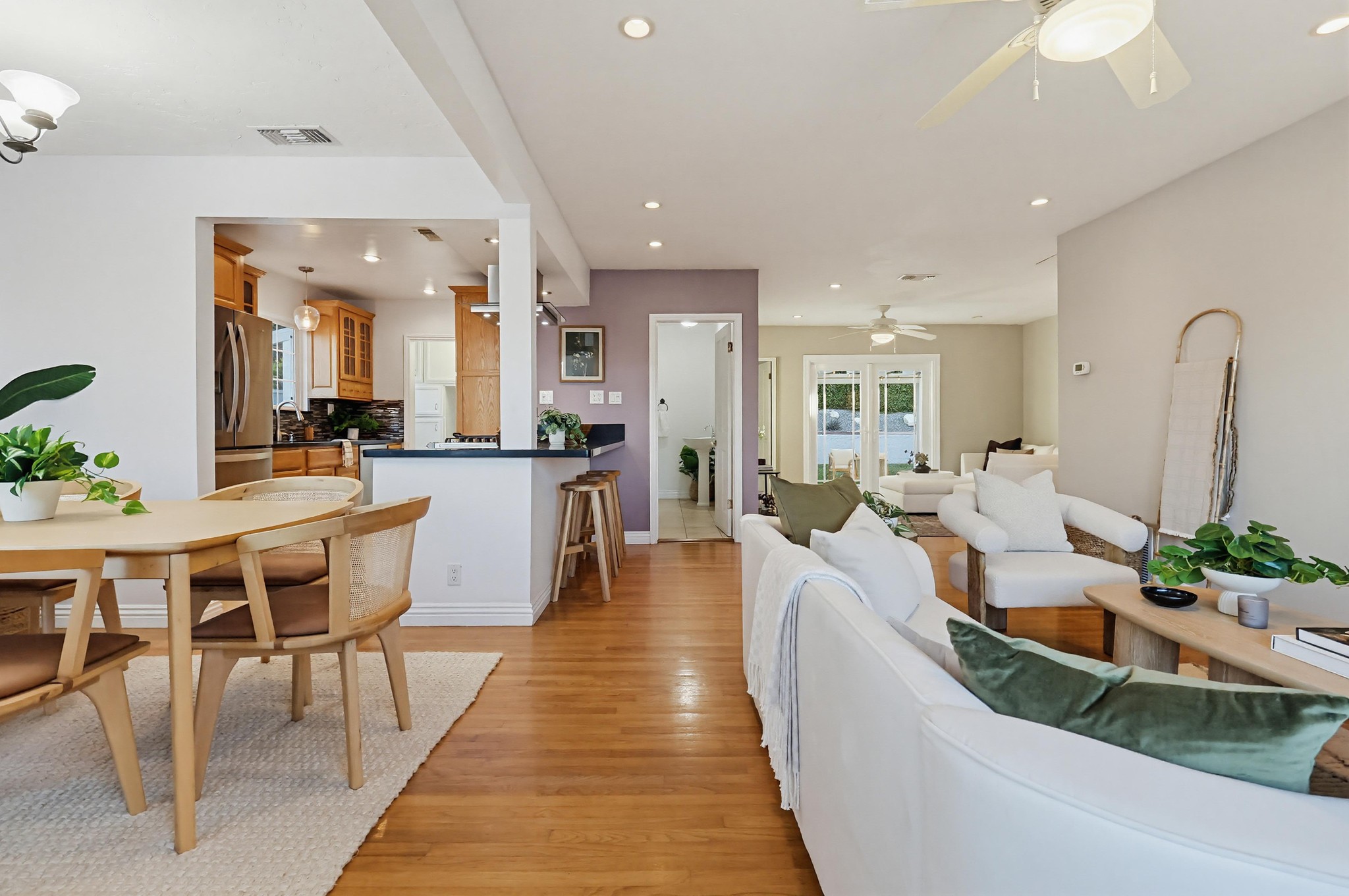 Virtual tour photo 30 of 94 for 2526 Highcliff Dr