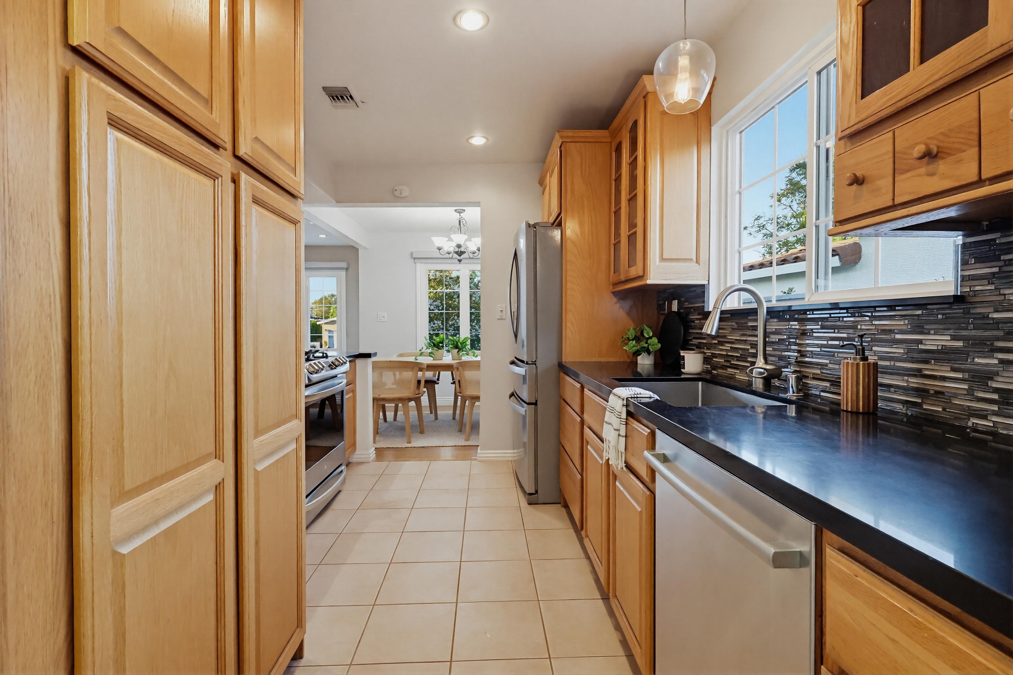 Virtual tour photo 42 of 94 for 2526 Highcliff Dr