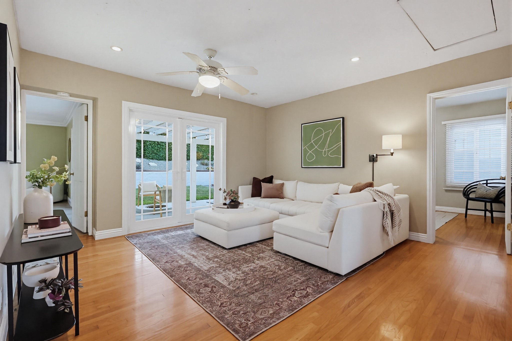 Virtual tour photo 48 of 94 for 2526 Highcliff Dr