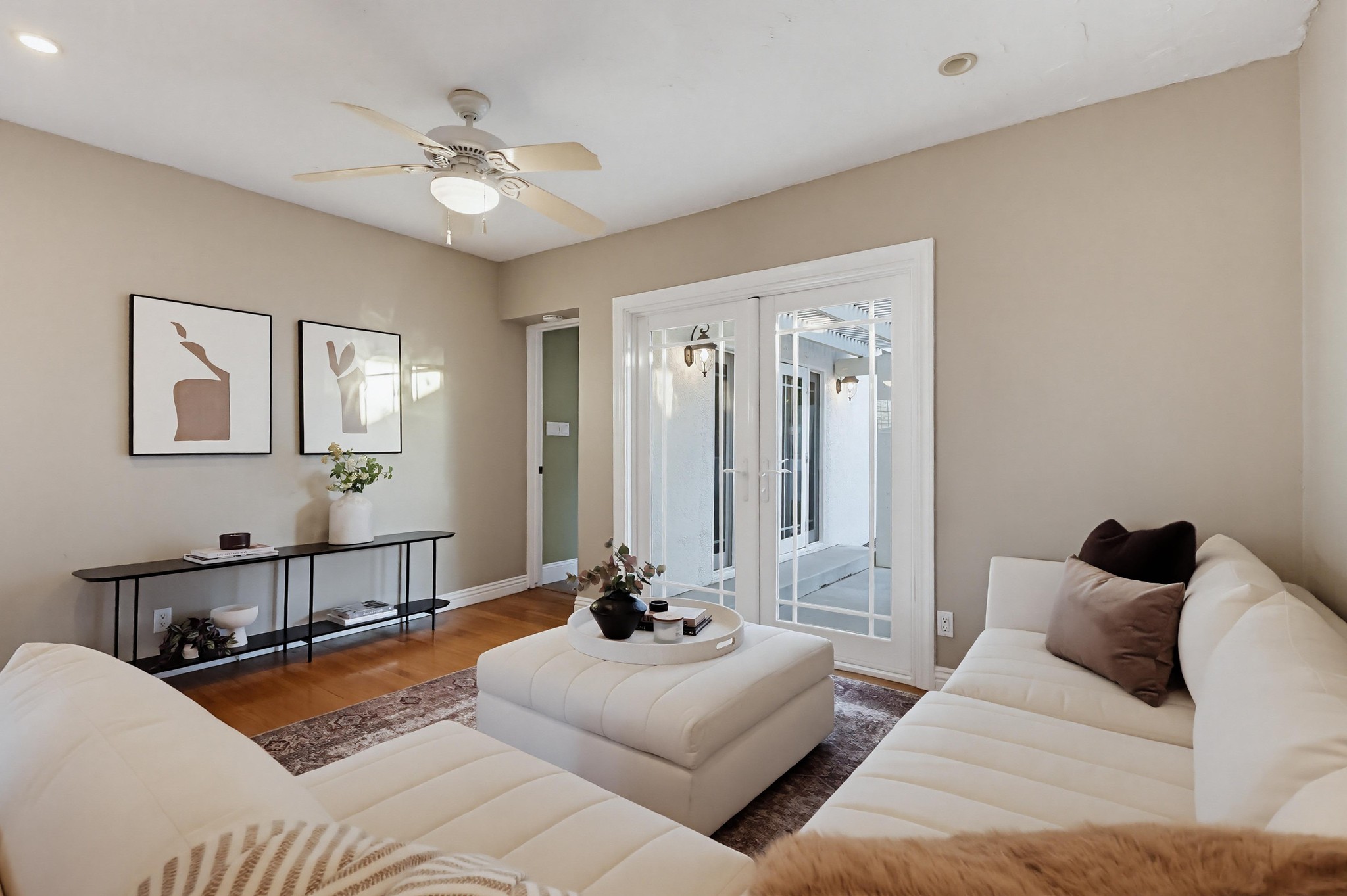 Virtual tour photo 49 of 94 for 2526 Highcliff Dr