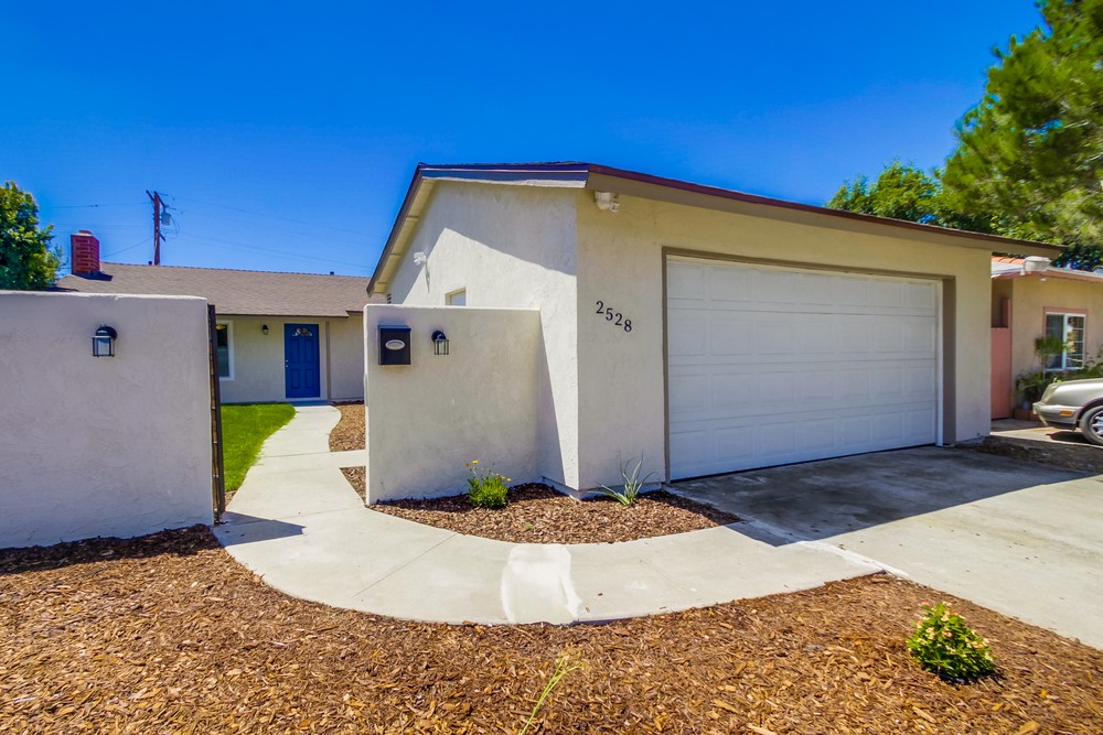 Virtual tour photo 5 of 55 for 2528 Blackton Dr