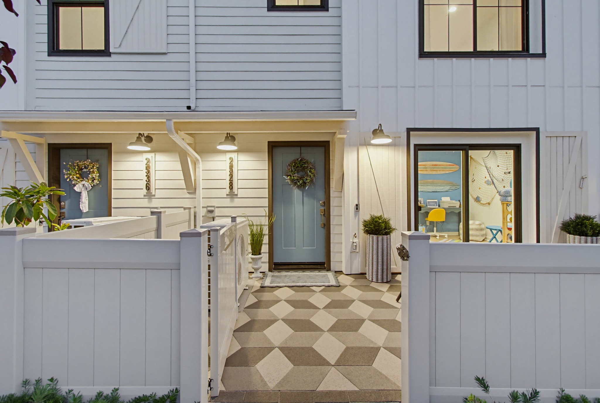 Virtual tour photo 1 of 133 for 2528 Delphinium Ln