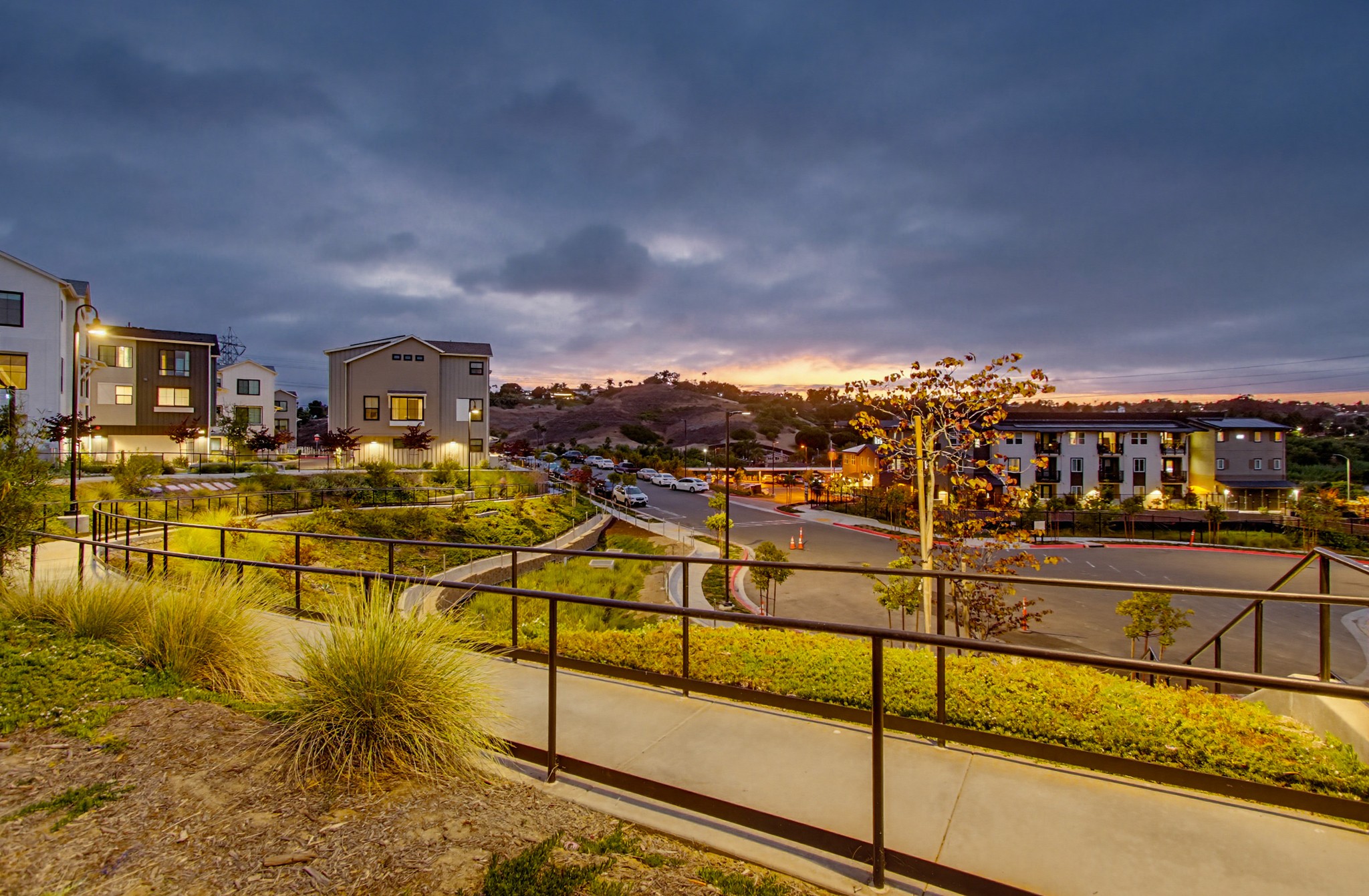 Virtual tour photo 15 of 133 for 2528 Delphinium Ln