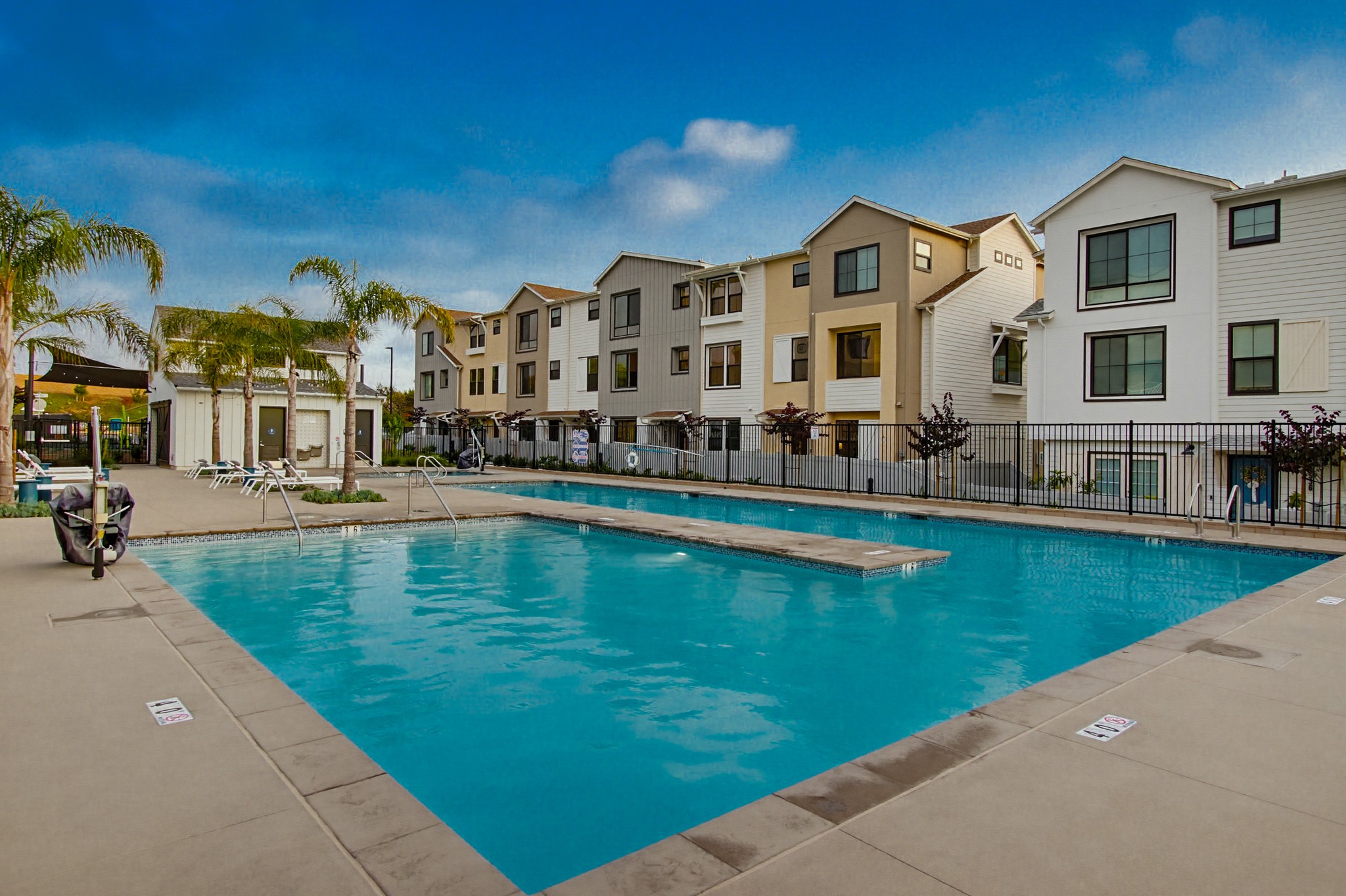 Virtual tour photo 25 of 133 for 2528 Delphinium Ln