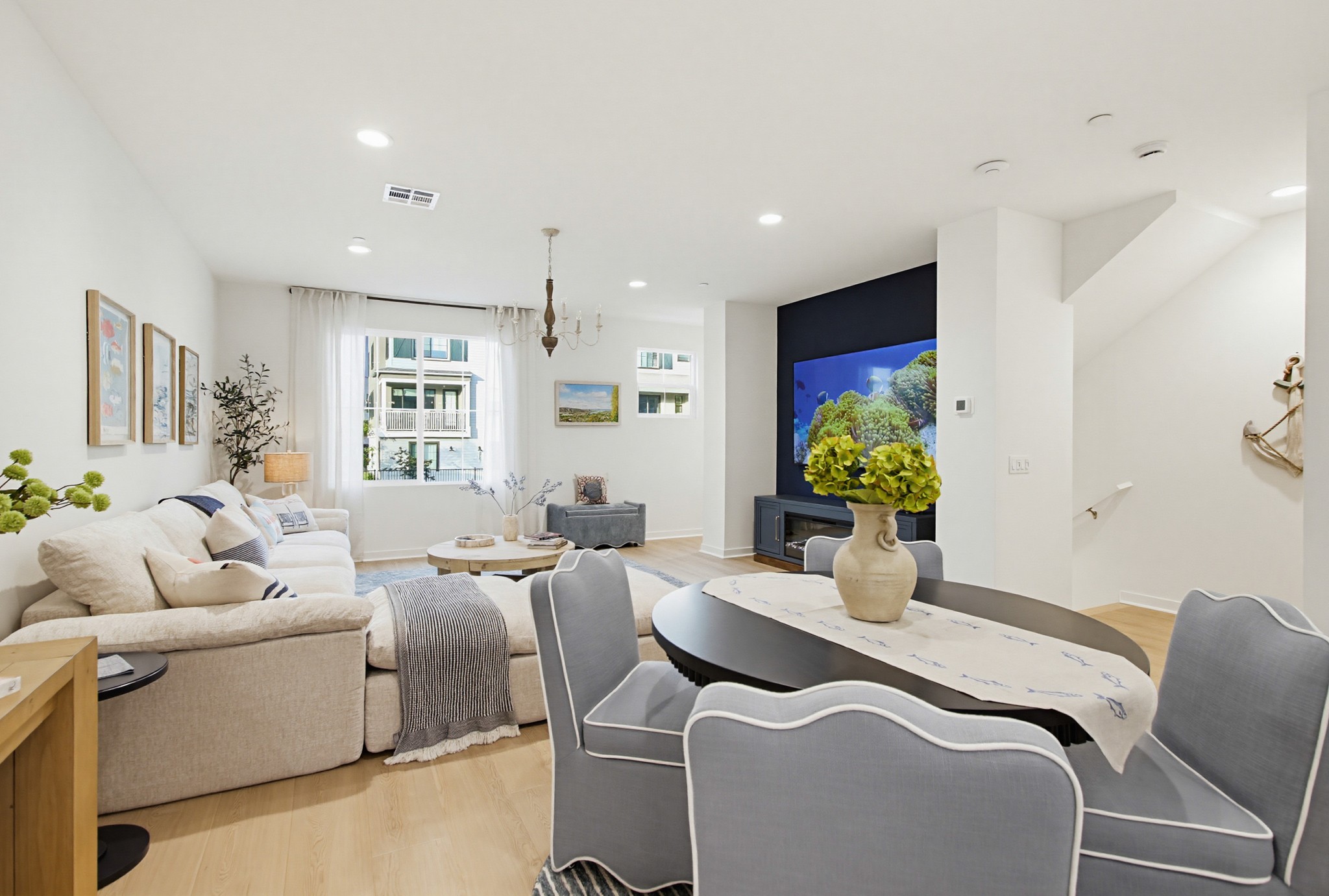 Virtual tour photo 33 of 133 for 2528 Delphinium Ln