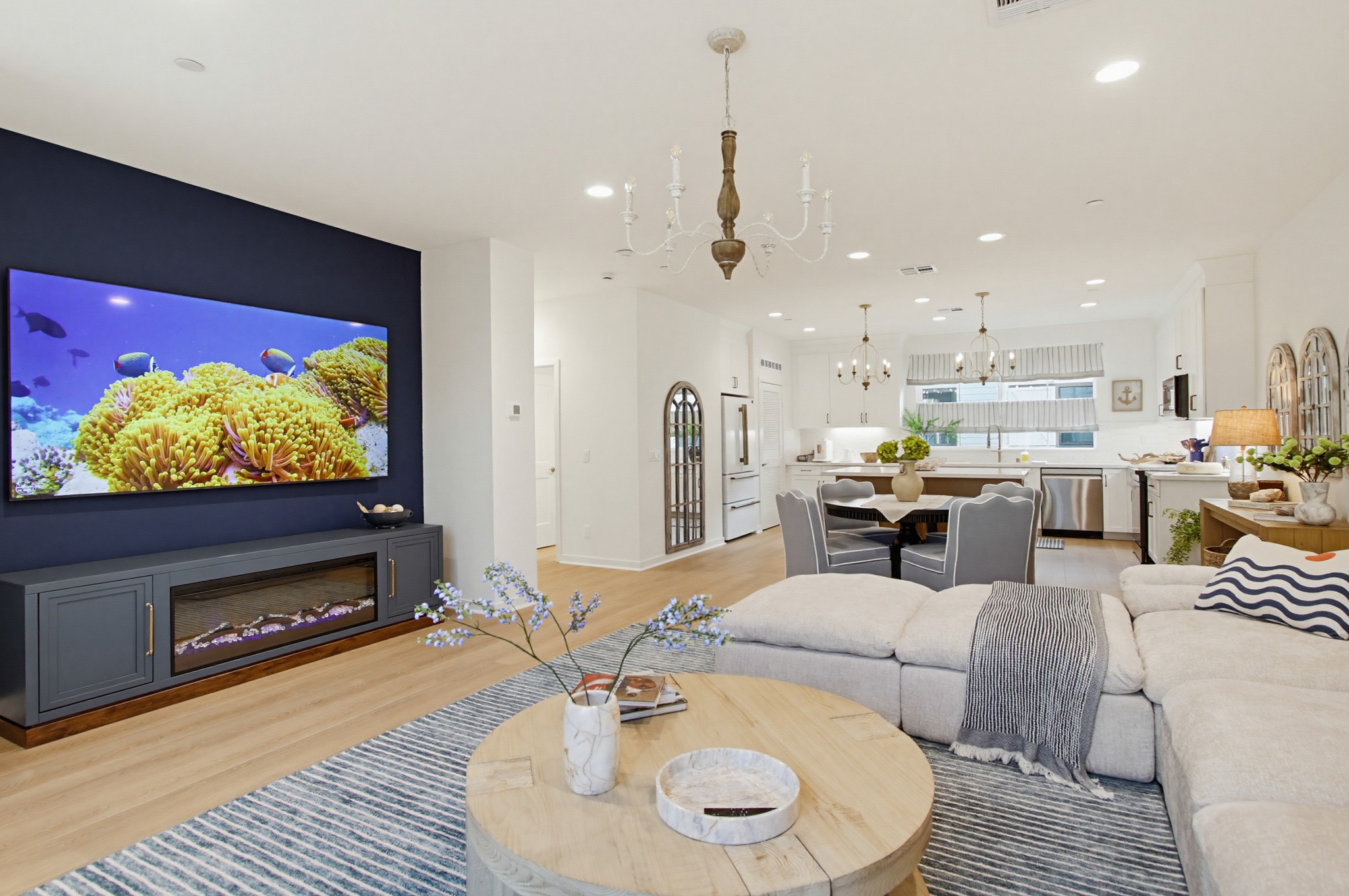 Virtual tour photo 35 of 133 for 2528 Delphinium Ln
