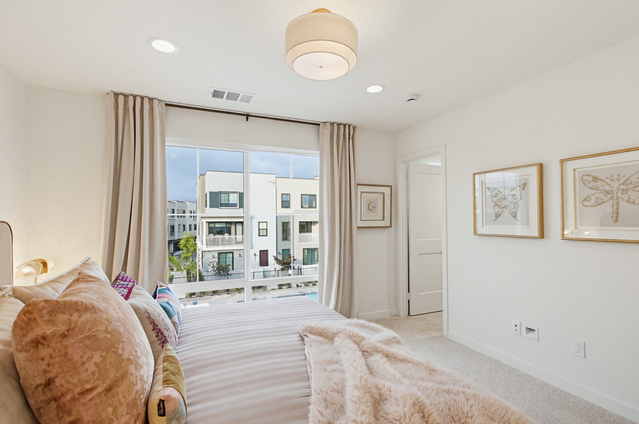 Virtual tour photo 58 of 133 for 2528 Delphinium Ln