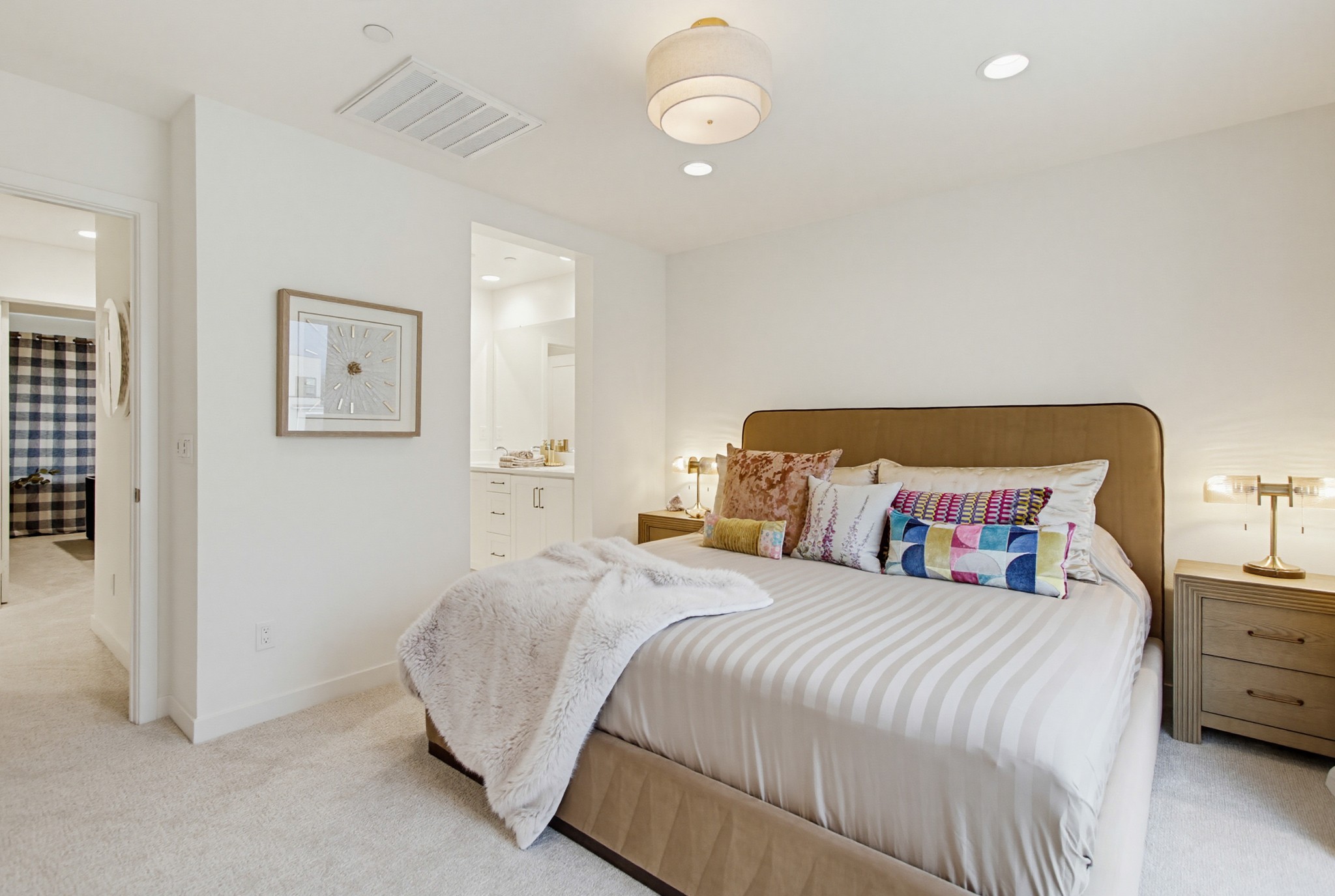 Virtual tour photo 61 of 133 for 2528 Delphinium Ln