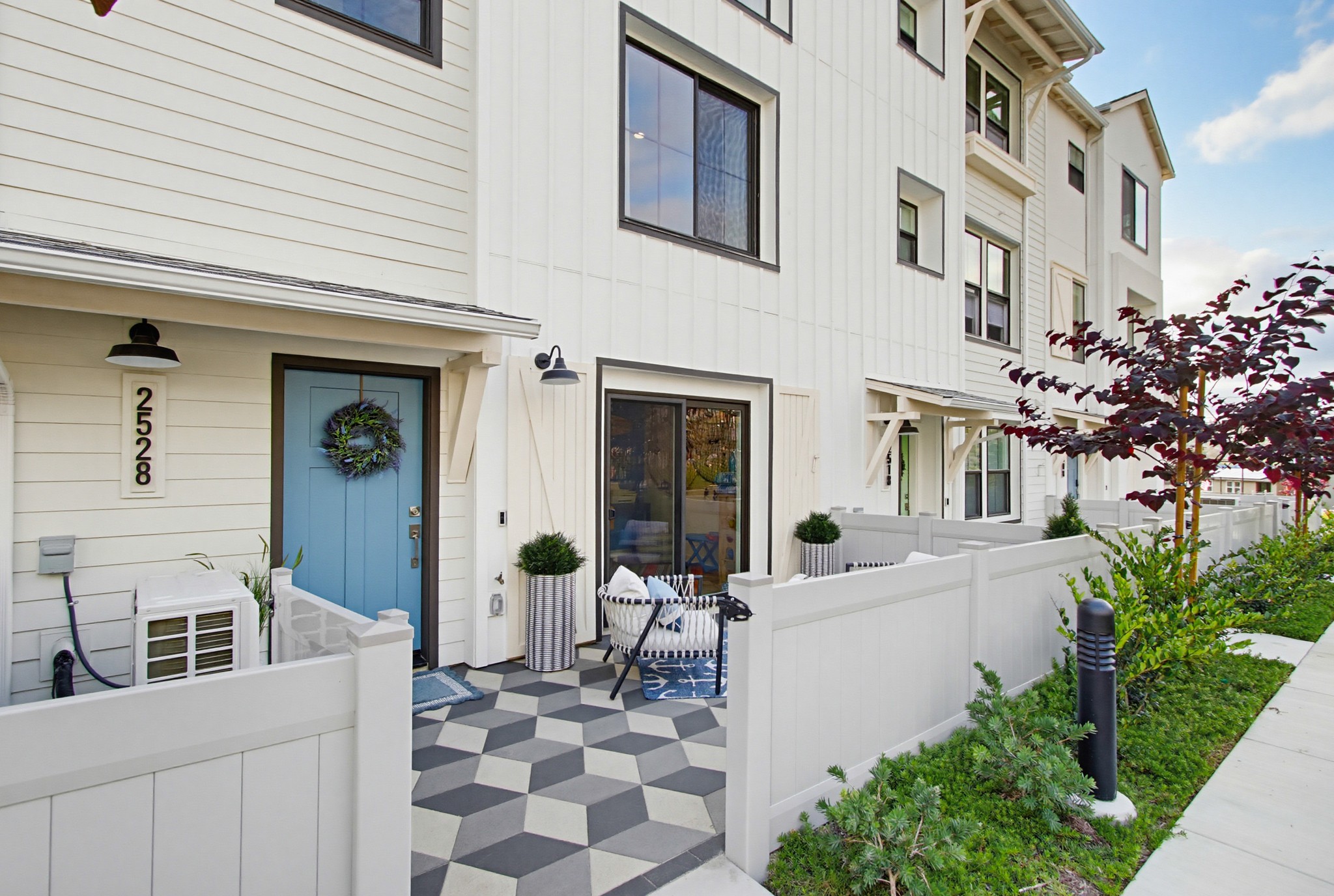Virtual tour photo 75 of 133 for 2528 Delphinium Ln