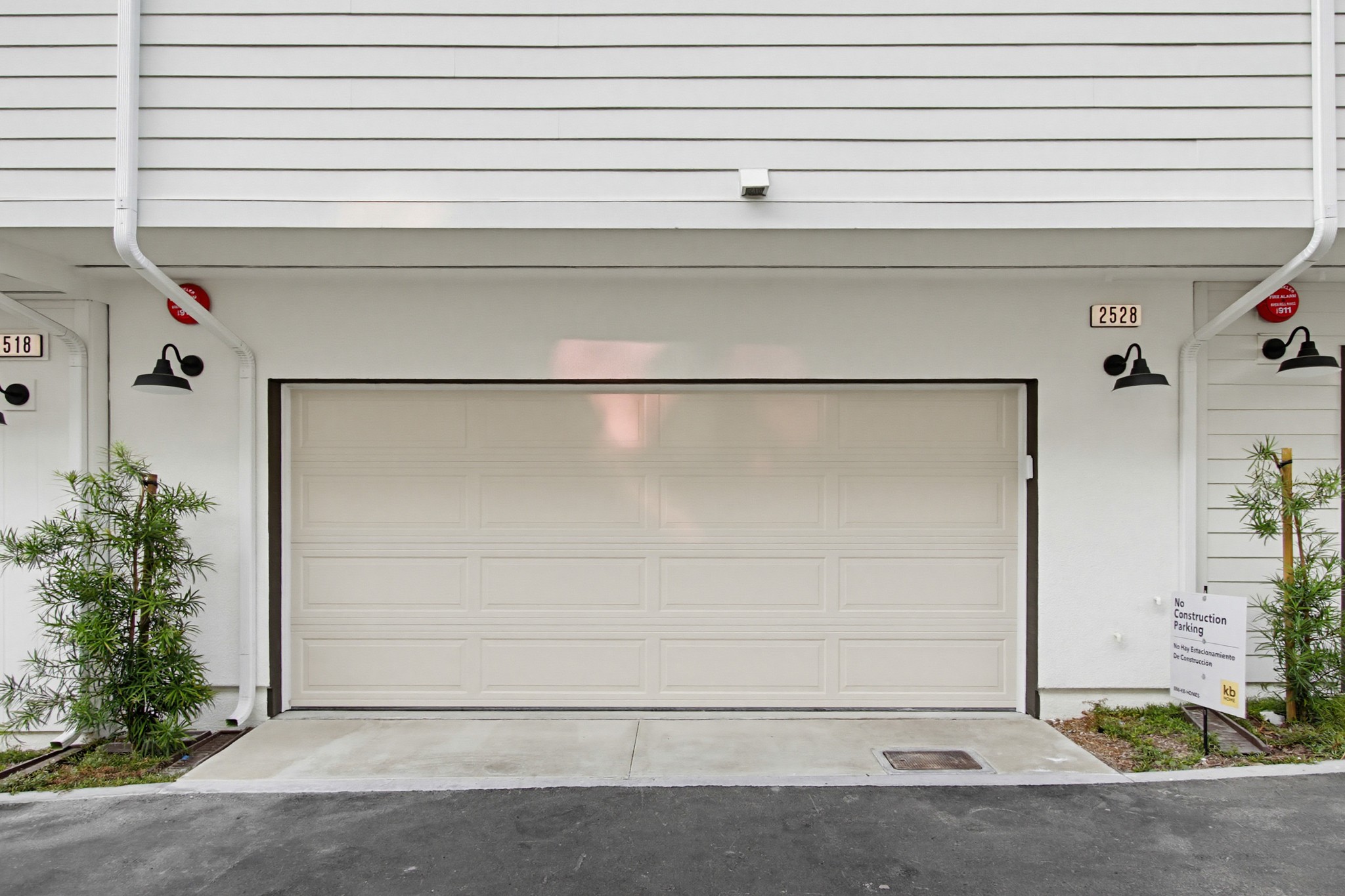 Virtual tour photo 83 of 133 for 2528 Delphinium Ln