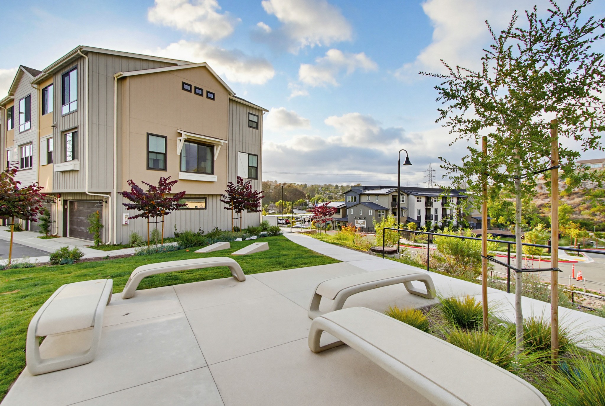 Virtual tour photo 86 of 133 for 2528 Delphinium Ln