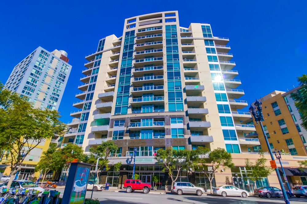 Virtual tour photo 1 of 37 for 253 10th Ave #726