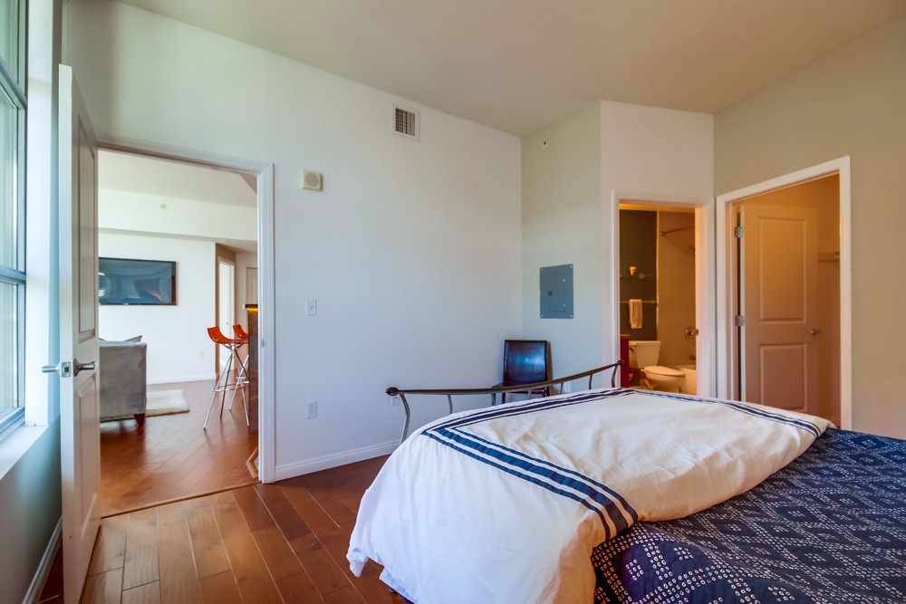 Virtual tour photo 23 of 37 for 253 10th Ave #726