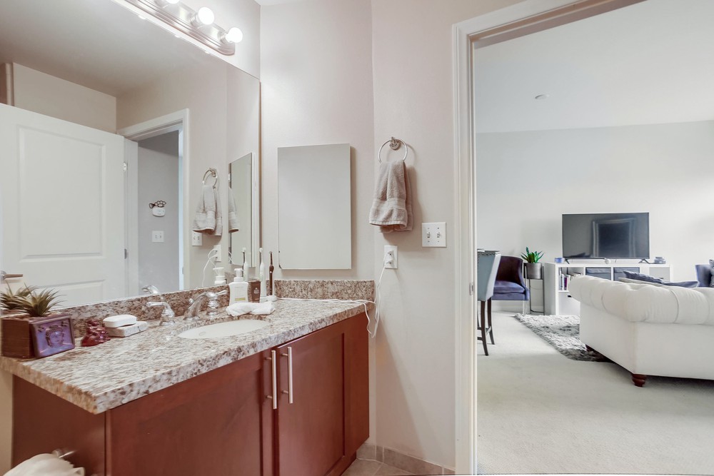 Virtual tour photo 21 of 58 for 253 Tenth Ave