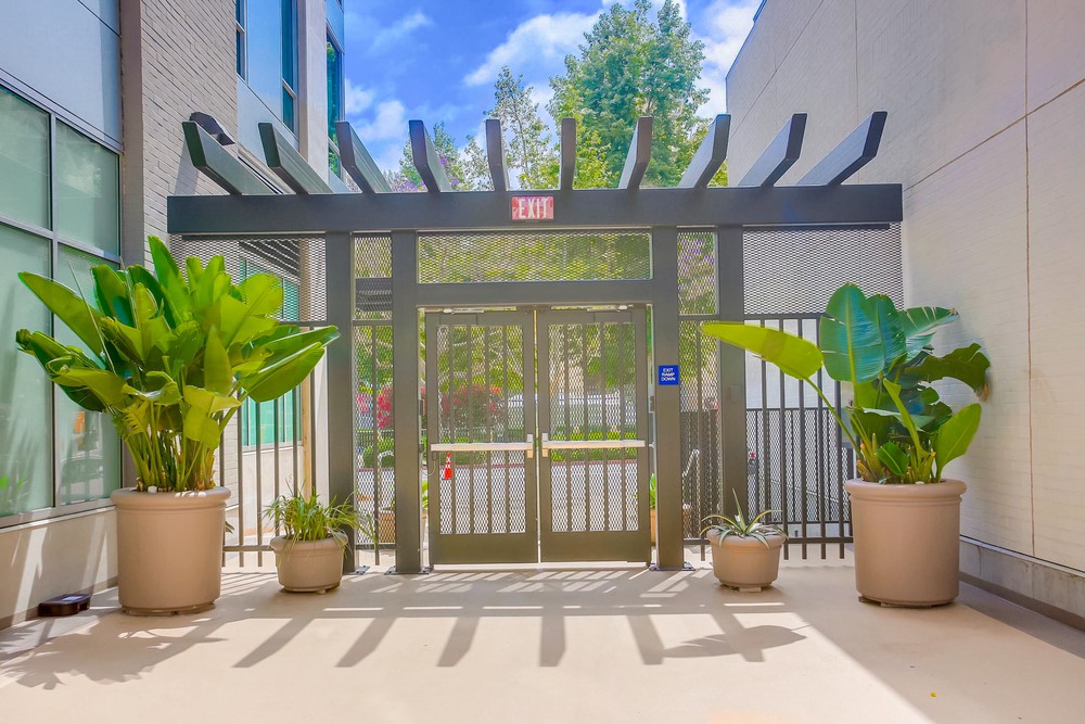 Virtual tour photo 56 of 58 for 253 Tenth Ave