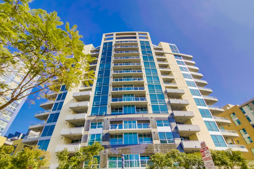 Virtual tour photo 4 of 51 for 253 Tenth Ave #420