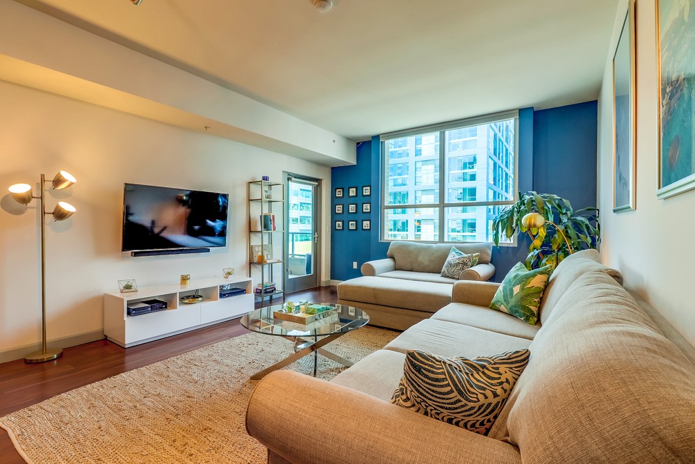 Virtual tour photo 11 of 43 for 253 Tenth Ave #734