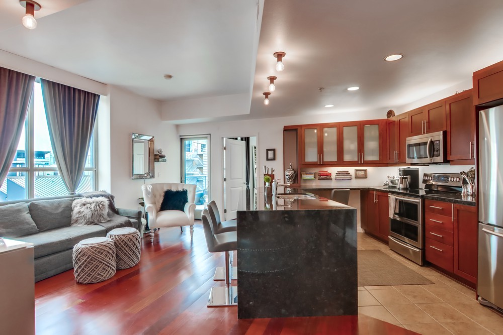 Virtual tour photo 4 of 38 for 253 Tenth Ave UNIT 1101