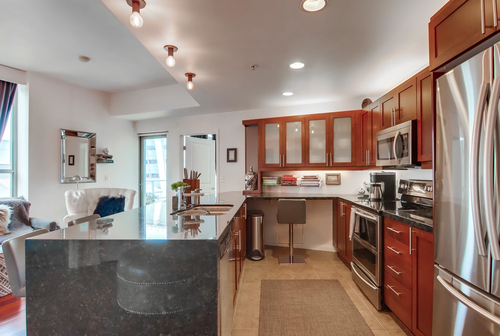 Virtual tour photo 6 of 38 for 253 Tenth Ave UNIT 1101