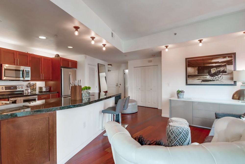 Virtual tour photo 13 of 38 for 253 Tenth Ave UNIT 1101