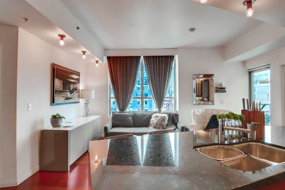 Virtual tour photo 15 of 38 for 253 Tenth Ave UNIT 1101