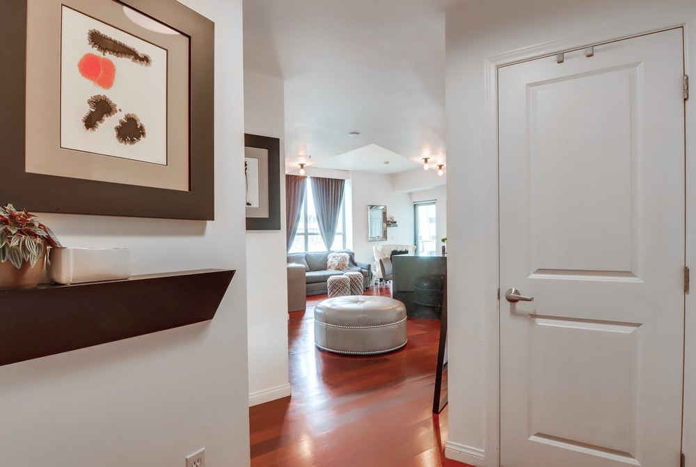 Virtual tour photo 18 of 38 for 253 Tenth Ave UNIT 1101