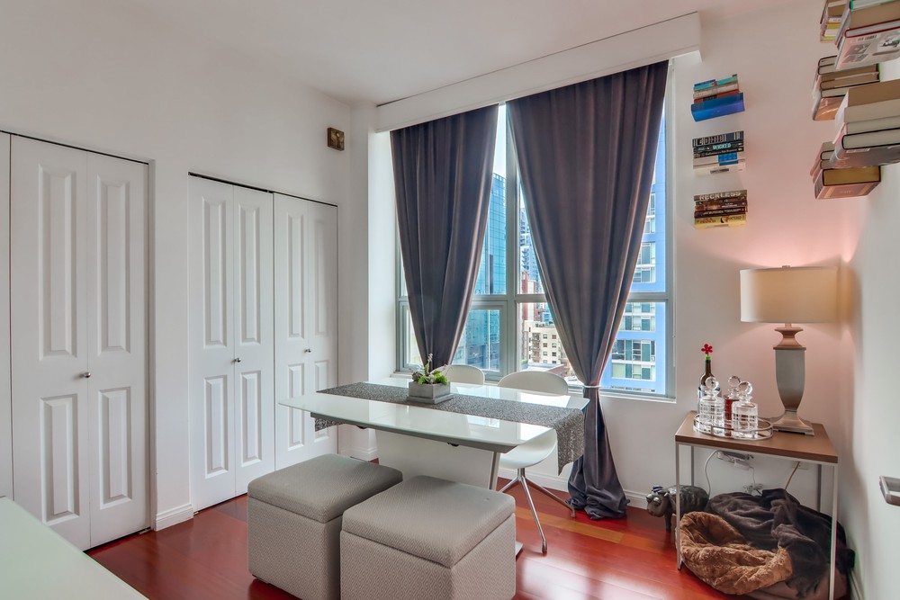 Virtual tour photo 26 of 38 for 253 Tenth Ave UNIT 1101