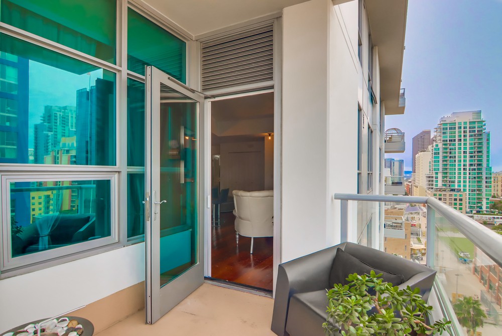 Virtual tour photo 34 of 38 for 253 Tenth Ave UNIT 1101