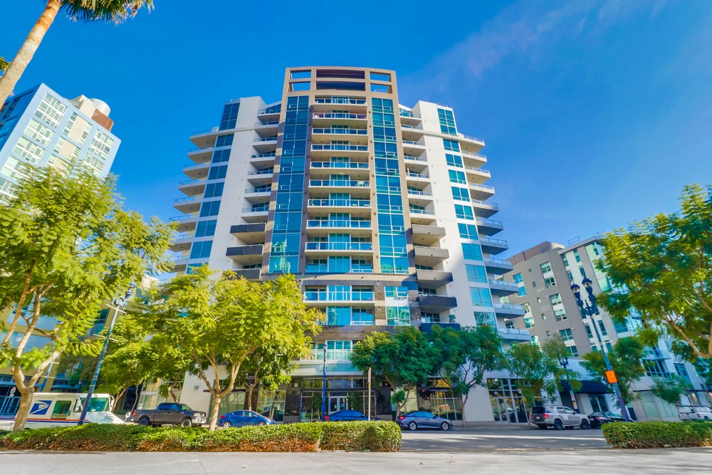 Virtual tour photo 1 of 20 for 253 Tenth Ave UNIT 228