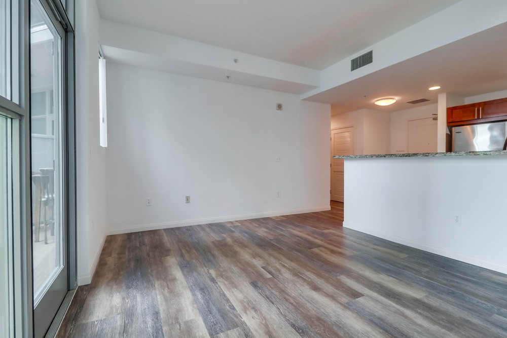 Virtual tour photo 7 of 20 for 253 Tenth Ave UNIT 228