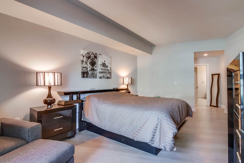 Virtual tour photo 16 of 30 for 253 Tenth Ave UNIT 420