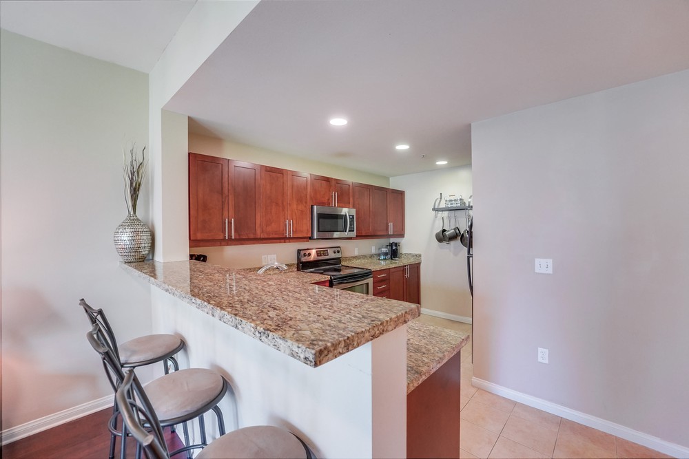Virtual tour photo 15 of 35 for 253 Tenth Ave UNIT 433