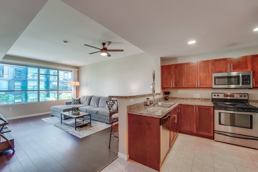 Virtual tour photo 17 of 35 for 253 Tenth Ave UNIT 433