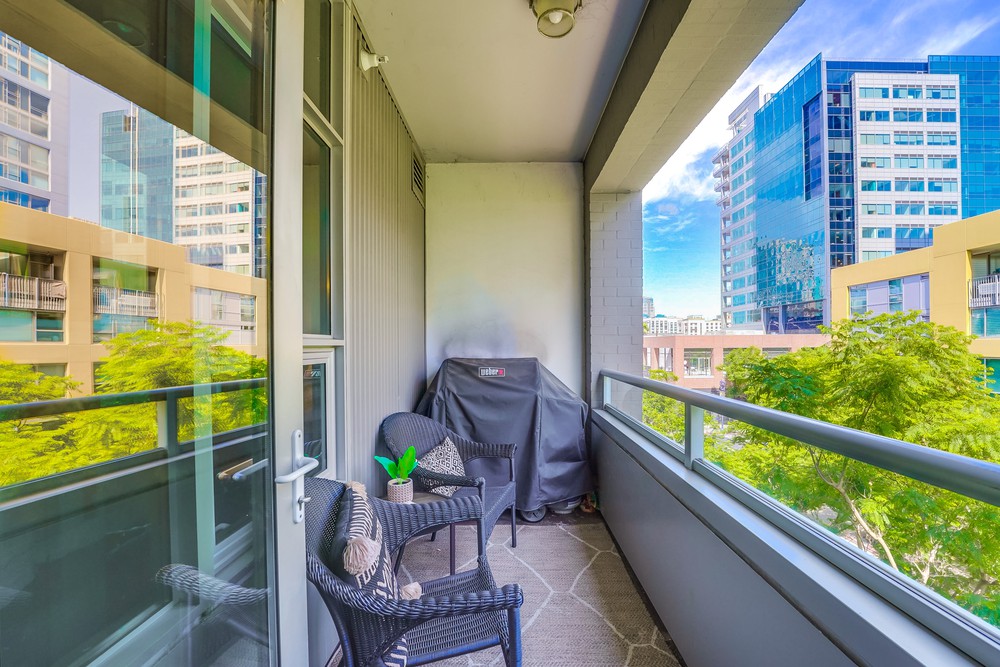 Virtual tour photo 23 of 35 for 253 Tenth Ave UNIT 433