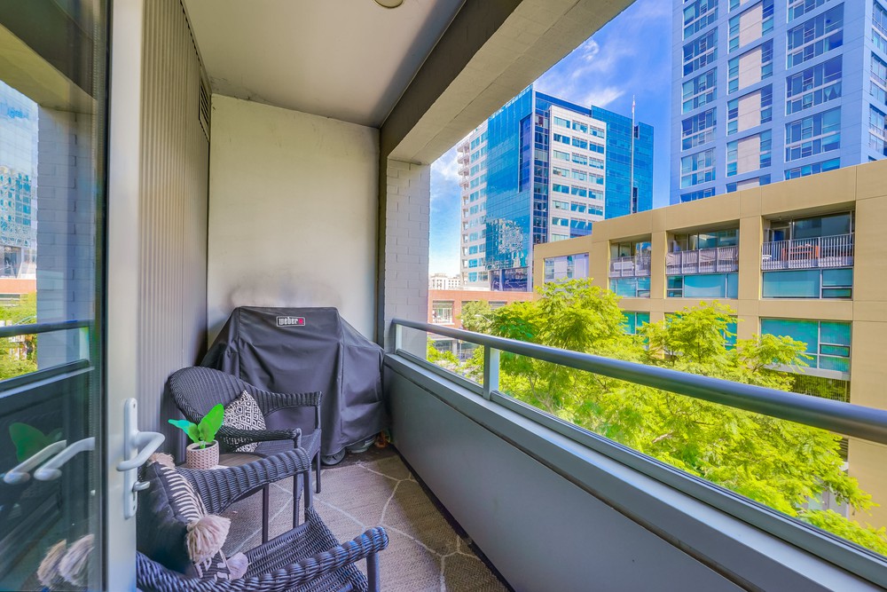 Virtual tour photo 24 of 35 for 253 Tenth Ave UNIT 433