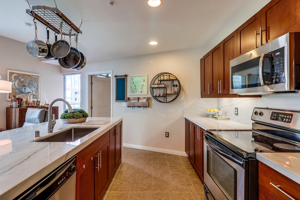 Virtual tour photo 14 of 45 for 253 Tenth Ave UNIT 520