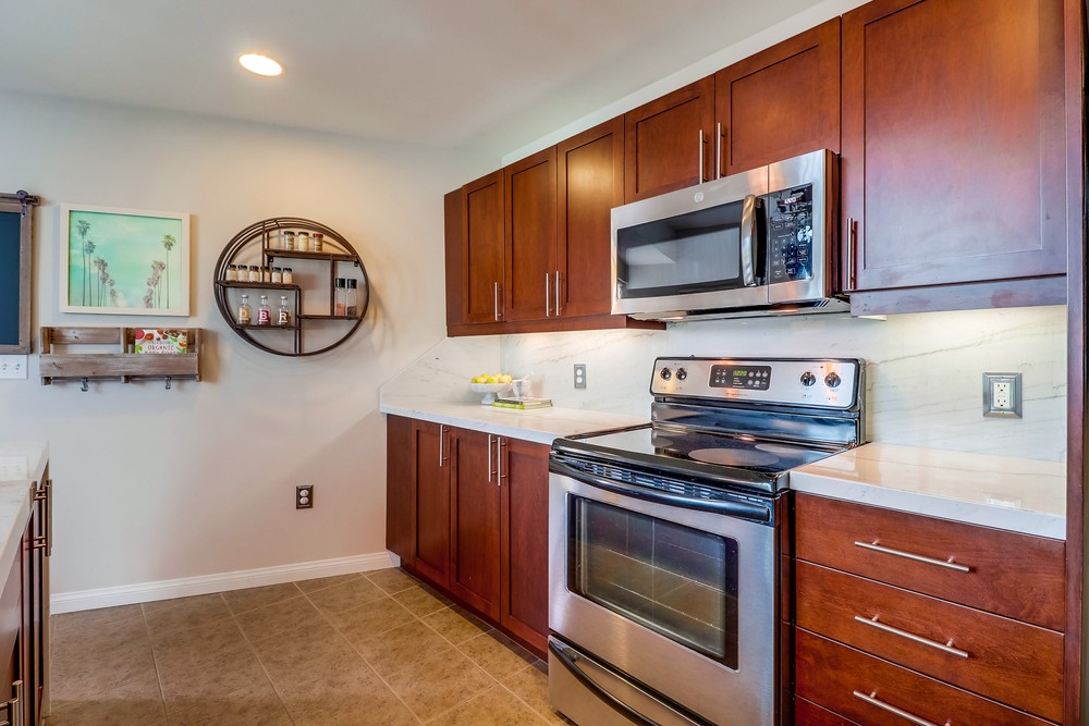 Virtual tour photo 15 of 45 for 253 Tenth Ave UNIT 520