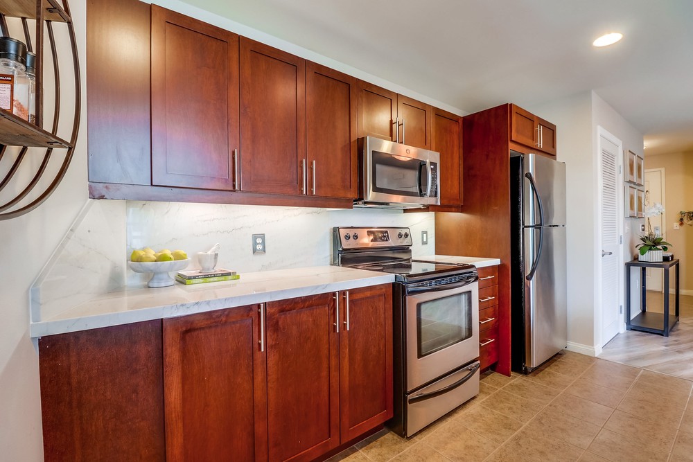 Virtual tour photo 17 of 45 for 253 Tenth Ave UNIT 520