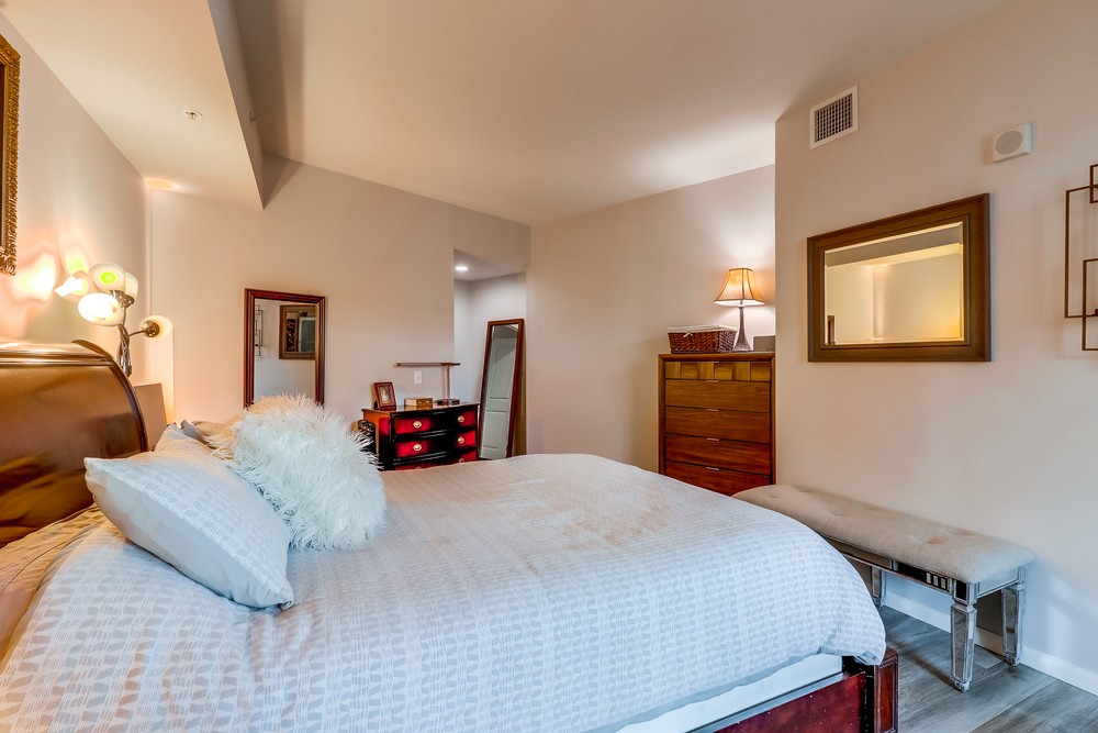 Virtual tour photo 23 of 45 for 253 Tenth Ave UNIT 520