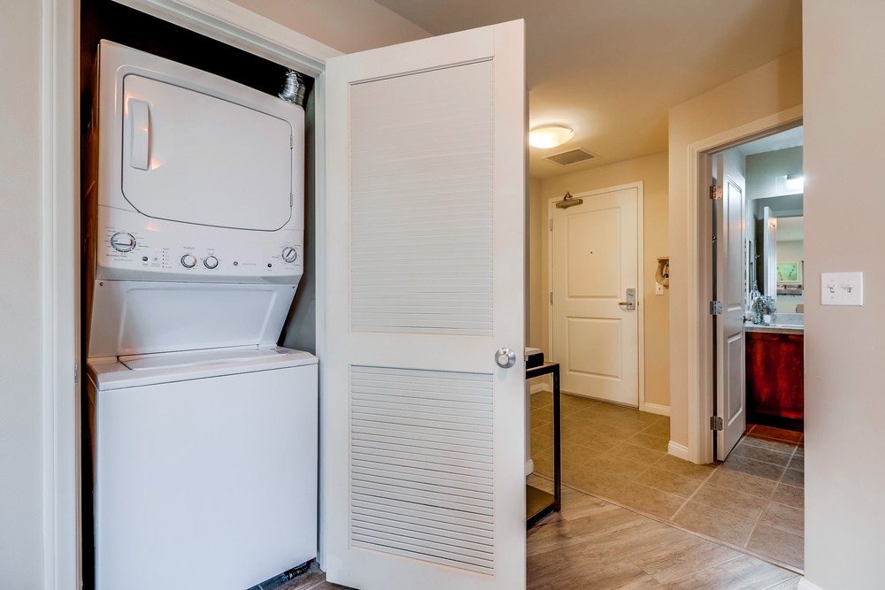 Virtual tour photo 36 of 45 for 253 Tenth Ave UNIT 520