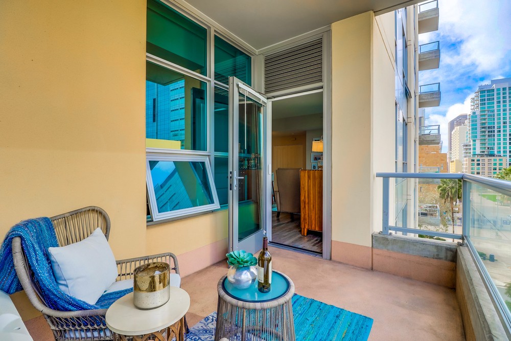 Virtual tour photo 37 of 45 for 253 Tenth Ave UNIT 520