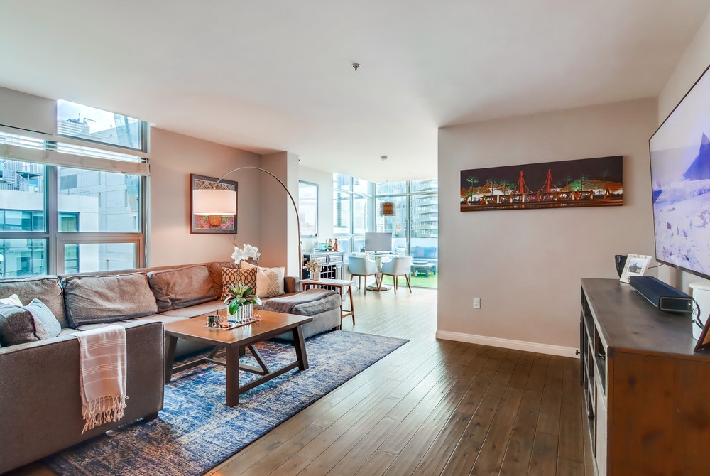 Virtual tour photo 3 of 54 for 253 Tenth Ave UNIT 732